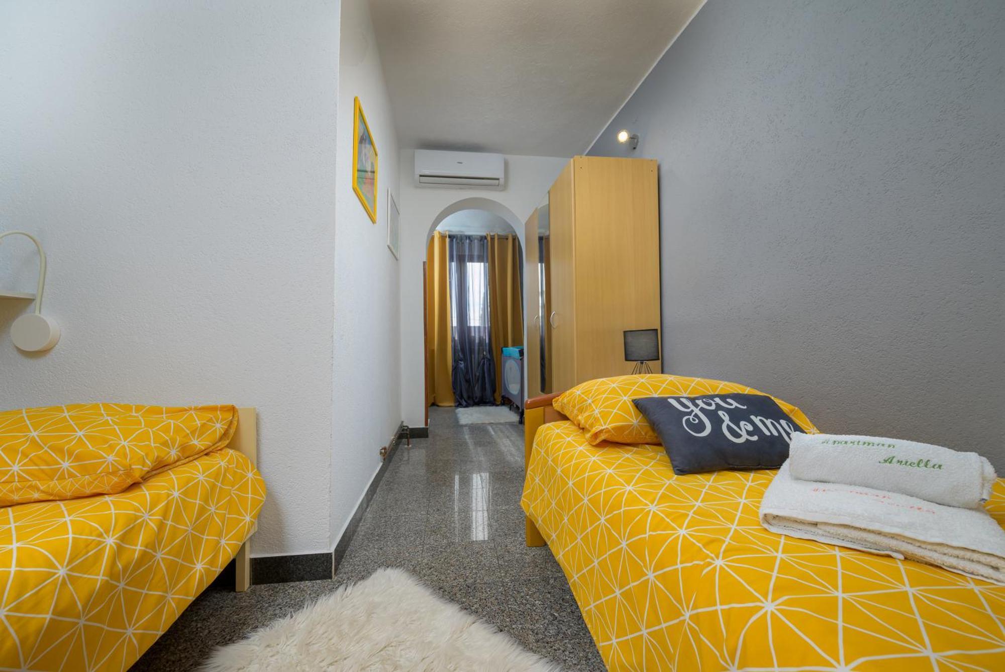 Holiday Apartment Ariella Krizanici Esterno foto